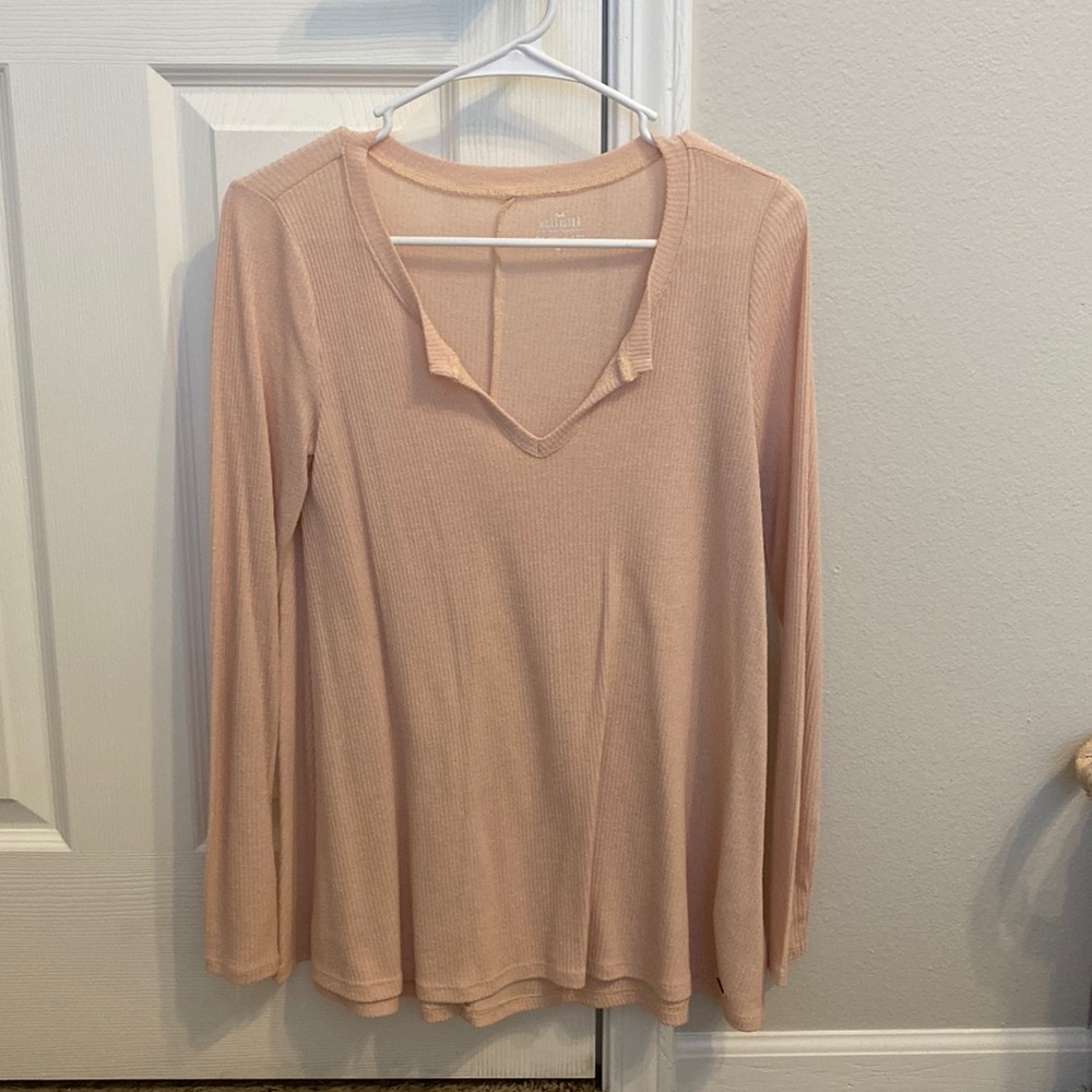 Hollister size small must have collection long-sleeve top
